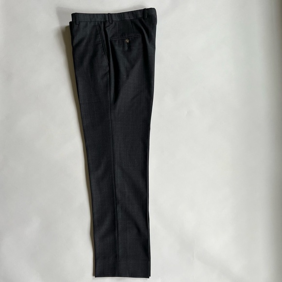 Hickey Freeman Grey Plaid 2 Piece Suit, Size XXL - Picture 8 of 13